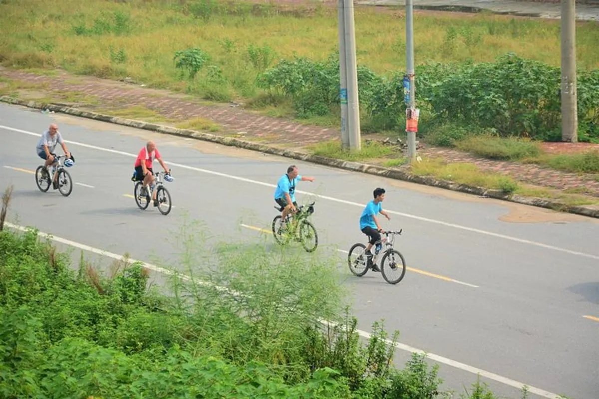 Half-Day Hanoi E-Bike Tour: Exploring Ancient Co Loa Citadel